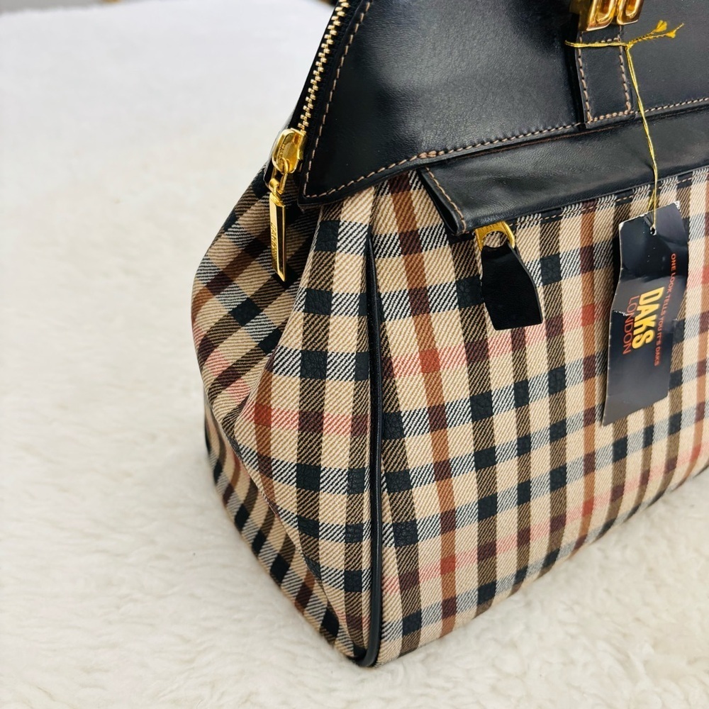 Daks Black and Multcolor Checkered Women's Bag 14” X 10” X 4” - Picture 8 of 16